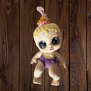 Kindi kids sister tiara sisters 6.5 vinyl doll